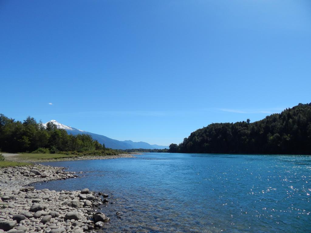 Cabanas Nutrias Patagonicas Puelo River Екстериор снимка